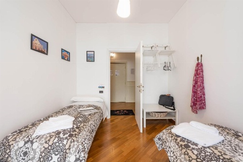 Apartments Black&White - Youtown image 18